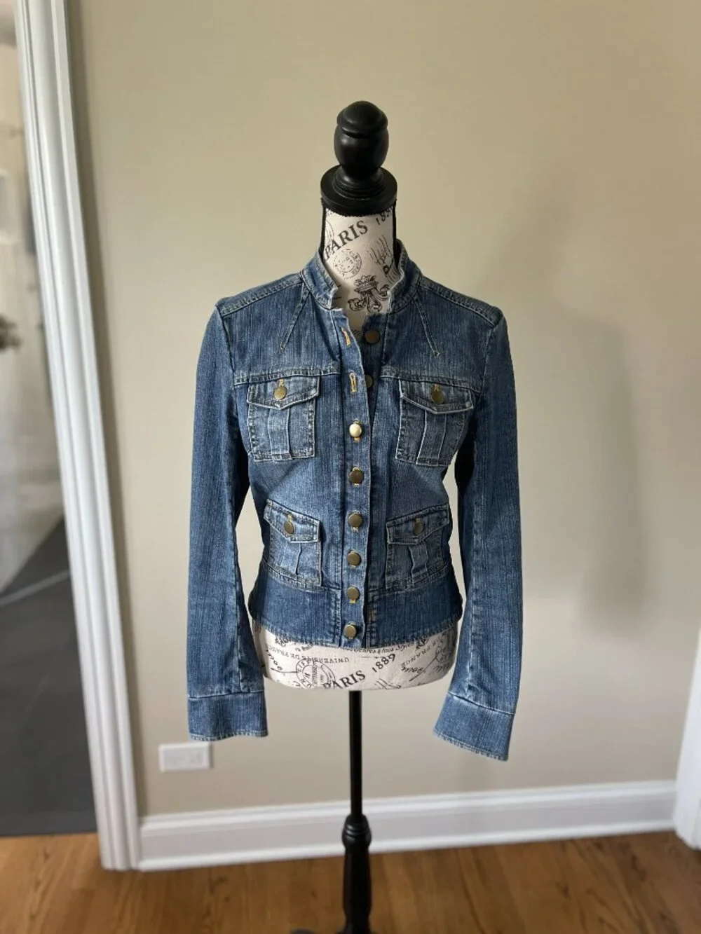 Jean Jacket - Picture 2 of 9